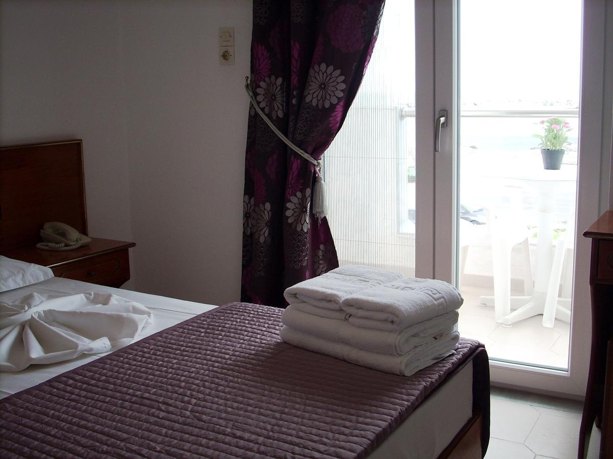 Sea Breeze Hotel マスティハリ エクステリア 写真